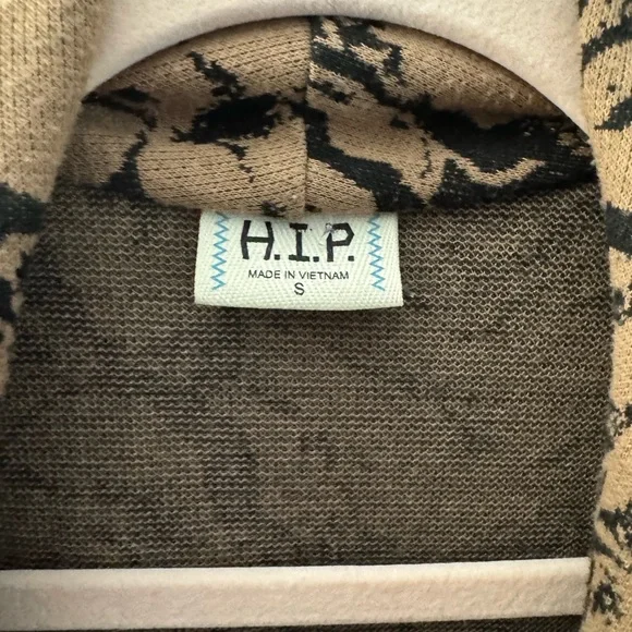 h.i.p. Tan and Black Patterned Vest - Picture 2 of 4